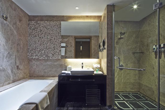 Imagen de la habitación del Hotel Four Points By Sheraton Qingdao Chengyang. Foto 3