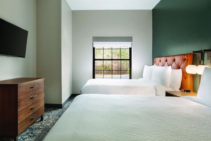 Imagen de la habitación del Hotel Four Points By Sheraton Raleigh Arena. Foto 3