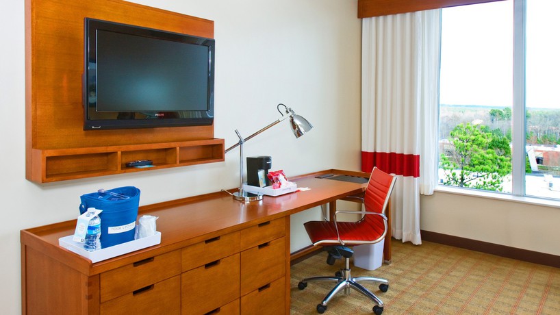 Imagen de la habitación del Hotel Four Points By Sheraton Raleigh Durham Airport. Foto 7