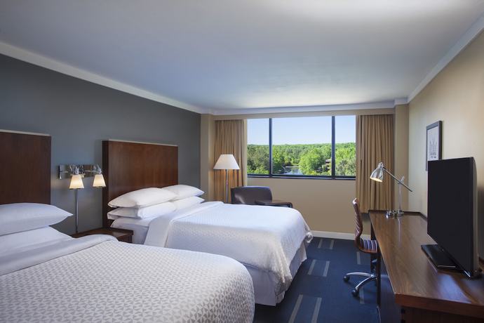 Imagen de la habitación del Hotel Four Points By Sheraton Richmond. Foto 3