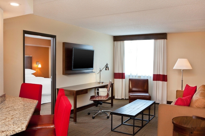 Imagen de la habitación del Hotel Four Points By Sheraton Saginaw. Foto 13