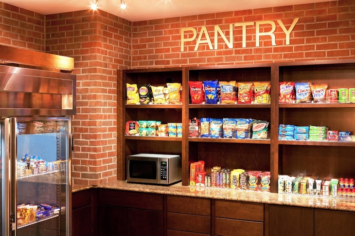 Imagen del bar/restaurante del Hotel Four Points By Sheraton Saginaw. Foto 6