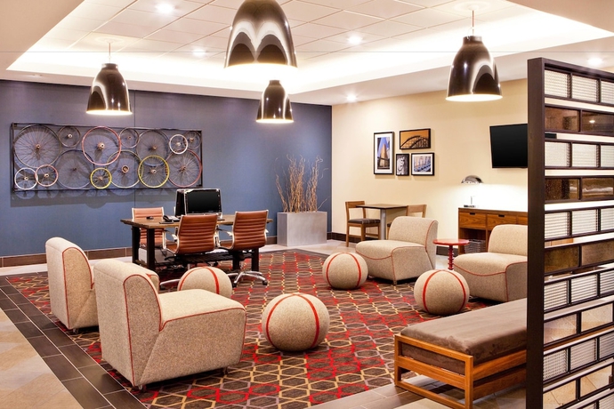 Imagen de los interiores del Hotel Four Points By Sheraton Saginaw. Foto 15