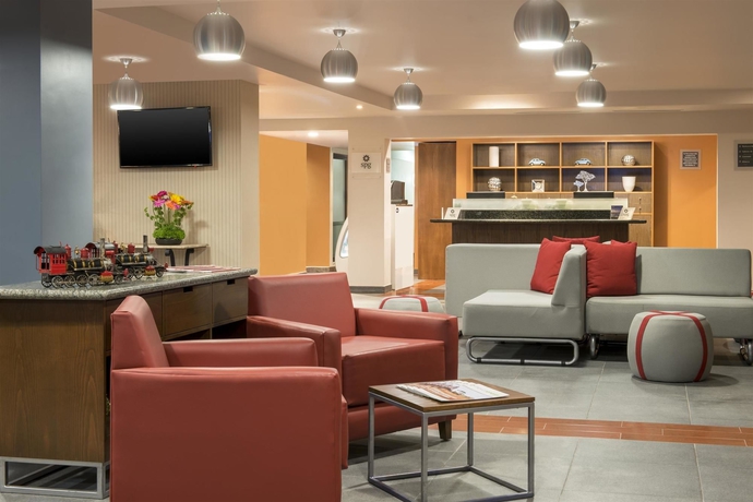 Imagen de los interiores del Hotel Four Points By Sheraton Saltillo. Foto 12