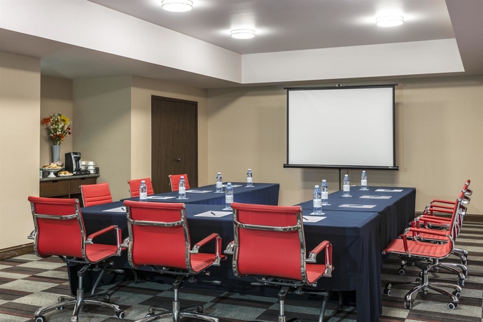 Imagen de los interiores del Hotel Four Points By Sheraton Saltillo. Foto 13