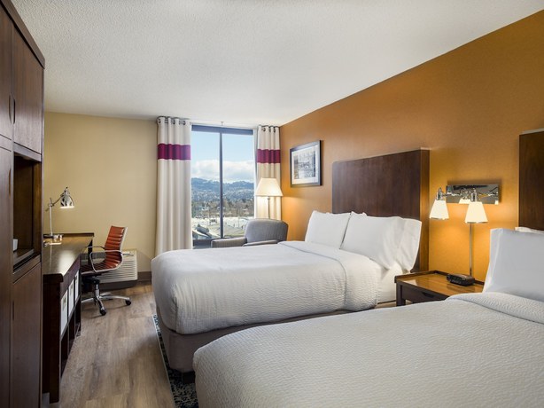 Imagen de la habitación del Hotel Four Points By Sheraton San Francisco Bay Bridge. Foto 6