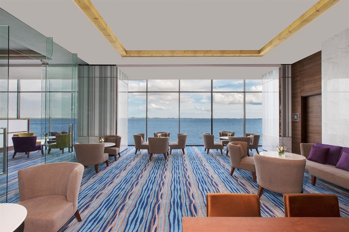 Imagen del bar/restaurante del Hotel Four Points By Sheraton Sandakan. Foto 4