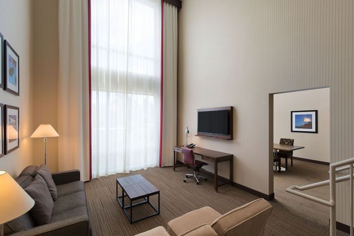 Imagen de la habitación del Hotel Four Points By Sheraton Seattle Airport South. Foto 12