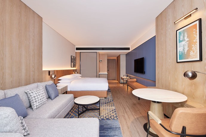 Imagen de la habitación del Hotel Four Points By Sheraton Shanghai Fengjing. Foto 11