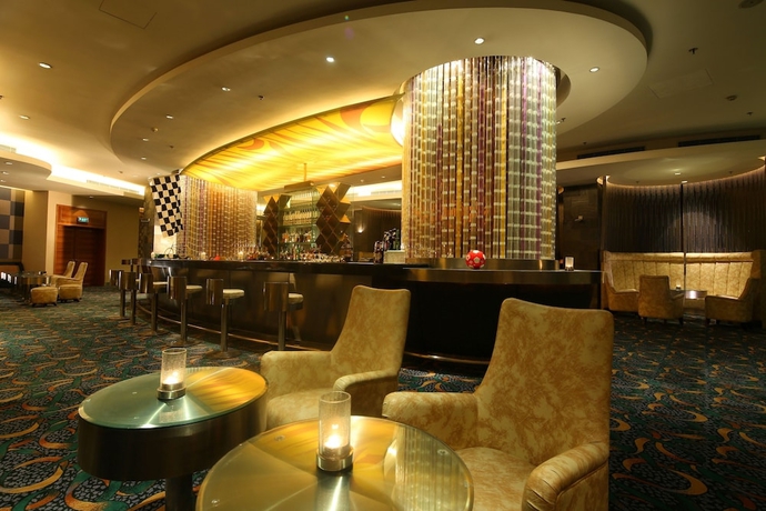 Imagen del bar/restaurante del Hotel Four Points By Sheraton Shanghai, Pudong. Foto 6
