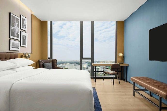 Imagen de la habitación del Hotel Four Points By Sheraton Shenzhen Airport. Foto 10