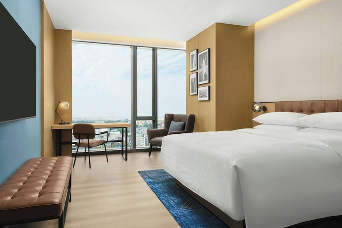 Imagen de la habitación del Hotel Four Points By Sheraton Shenzhen Airport. Foto 12