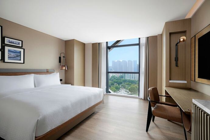 Imagen de la habitación del Hotel Four Points By Sheraton Shenzhen Bao'an. Foto 12