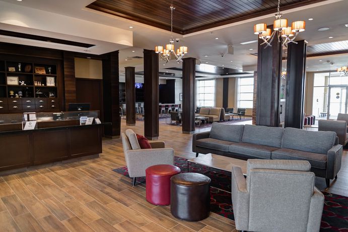 Imagen de los interiores del Hotel Four Points By Sheraton Sherwood Park. Foto 11