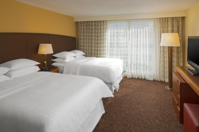 Imagen de la habitación del Hotel Four Points By Sheraton Suites Tampa Airport Westshore. Foto 5