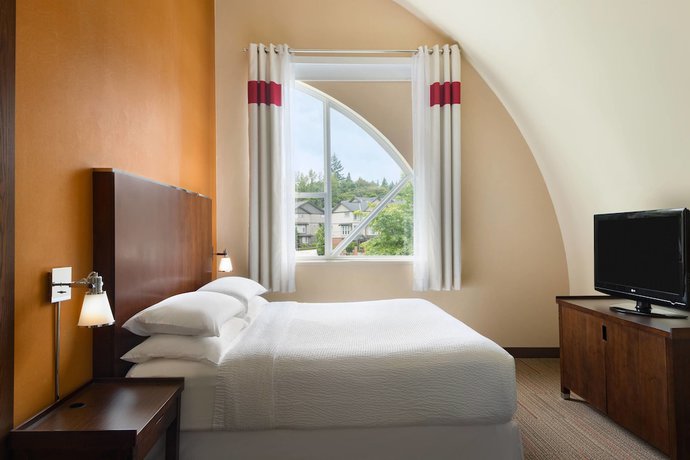 Imagen de la habitación del Hotel Four Points By Sheraton Surrey. Foto 4