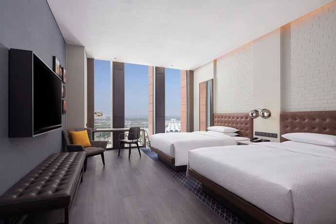 Imagen de la habitación del Hotel Four Points By Sheraton Tianjin National Convention And Exhibition Center. Foto 16