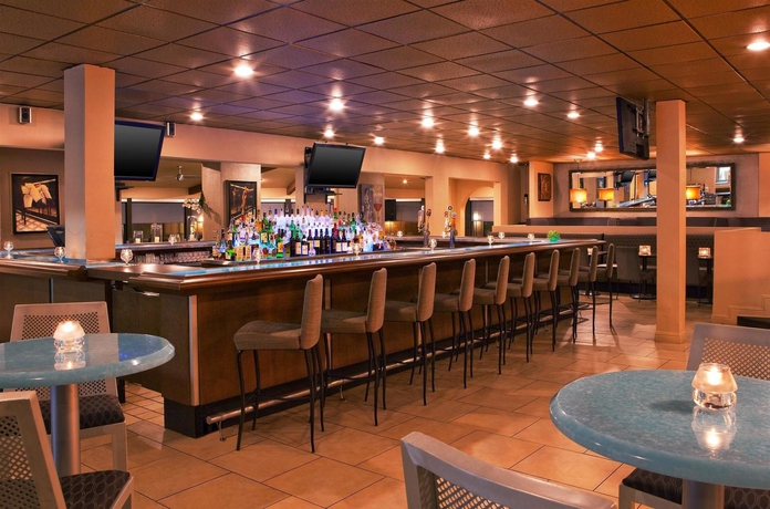 Imagen del bar/restaurante del Hotel Four Points By Sheraton Tucson Airport. Foto 4
