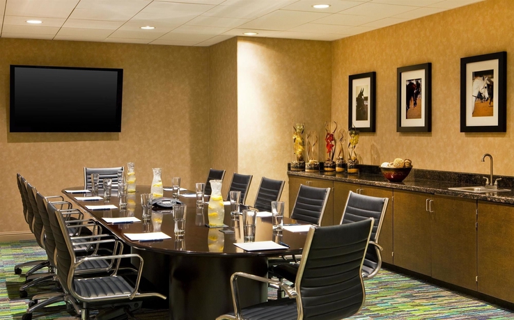 Imagen de los interiores del Hotel Four Points By Sheraton Tucson Airport. Foto 10