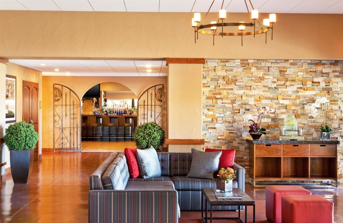 Imagen de los interiores del Hotel Four Points By Sheraton Tucson Airport. Foto 13