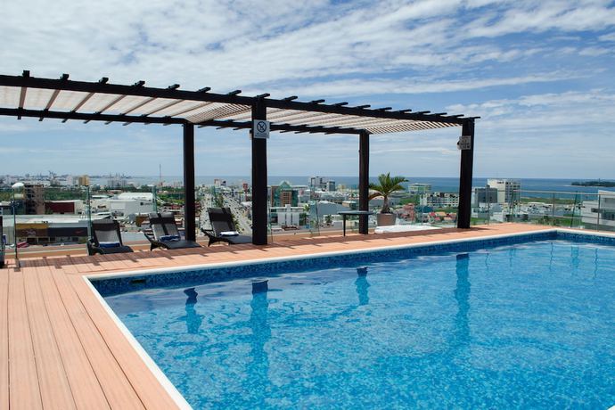 Imagen de la piscina del Hotel Four Points By Sheraton Veracruz. Foto 13