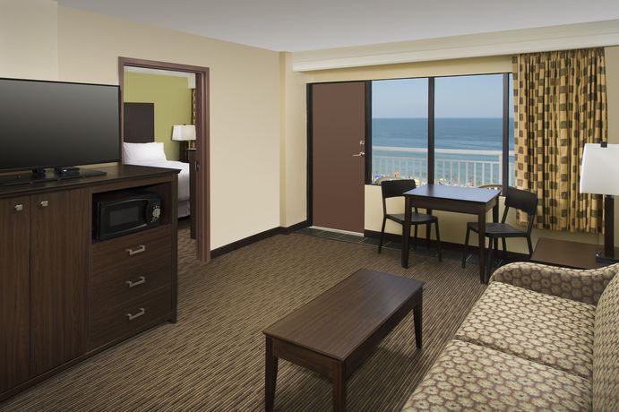 Imagen de la habitación del Hotel Four Points By Sheraton Virginia Beach Oceanfront. Foto 2