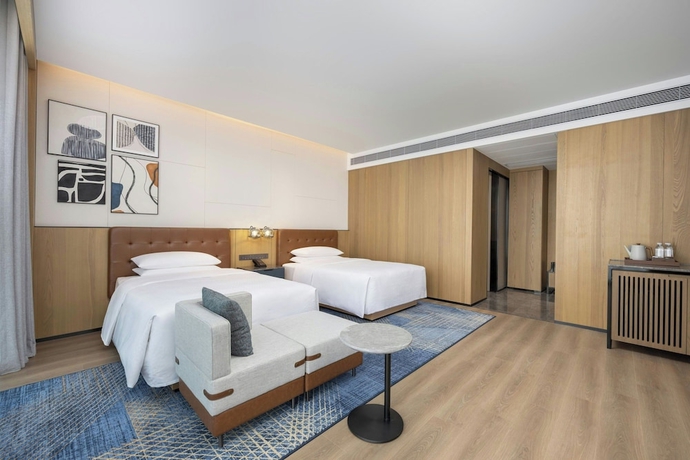 Imagen de la habitación del Hotel Four Points By Sheraton Wuhan, Dongxihu. Foto 13