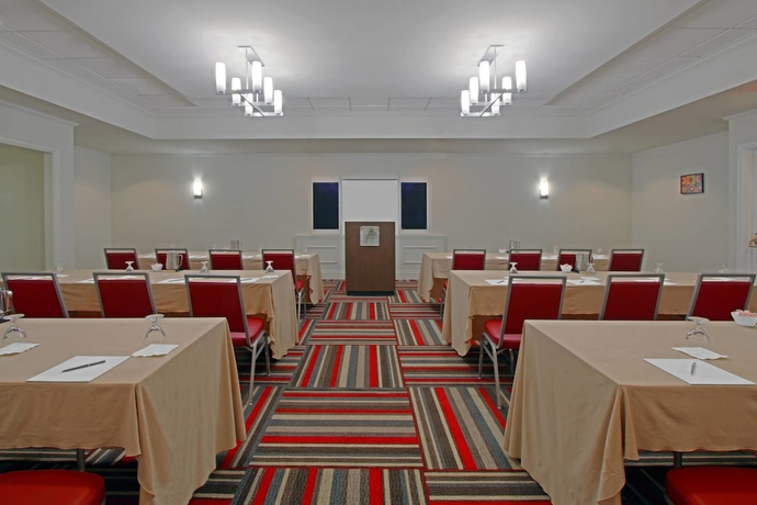 Imagen de los interiores del Hotel Four Points By Sheraton York. Foto 10
