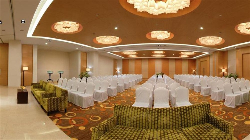 Imagen de los interiores del Hotel Four Points By Sheraton and Serviced Apartments, Pune. Foto 15