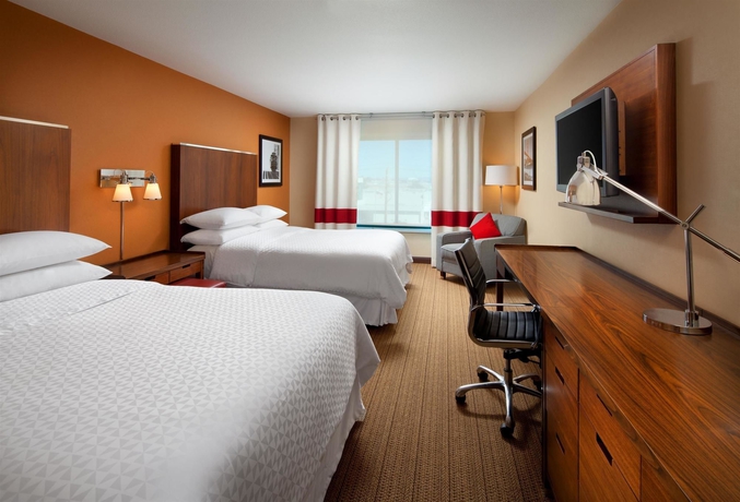 Imagen de la habitación del Hotel Four Points By Sheraton and Suites San Francisco Airport. Foto 4