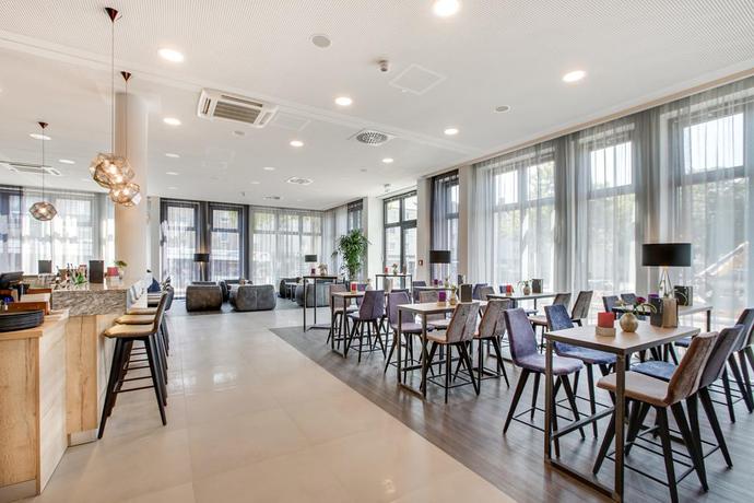 Imagen del bar/restaurante del Hotel Four Points Flex by Sheraton Bochum. Foto 3
