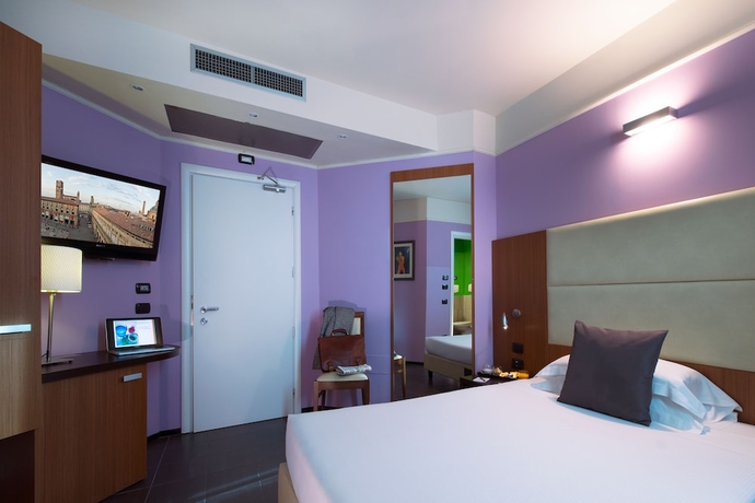 Imagen de la habitación del Hotel Four Points Flex by Sheraton Bologna Airport. Foto 9