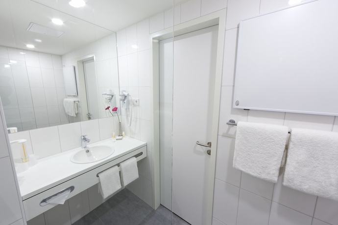 Imagen de la habitación del Hotel Four Points Flex by Sheraton Essen. Foto 16