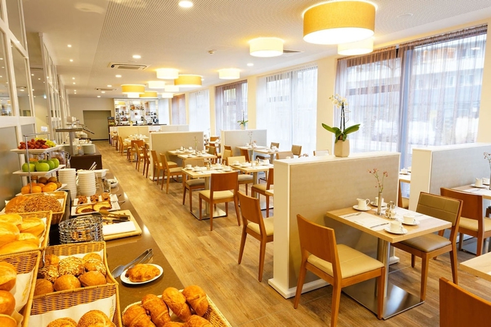 Imagen del bar/restaurante del Hotel Four Points Flex by Sheraton Essen. Foto 2