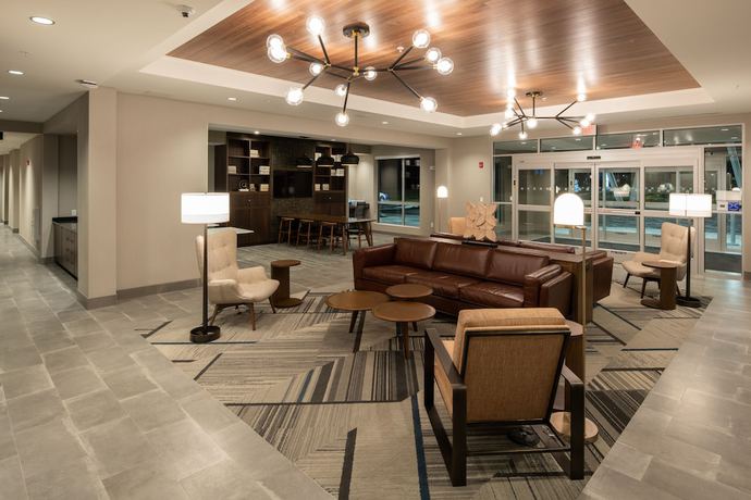 Imagen de los interiores del Hotel Four Points by Sheraton Albany. Foto 20