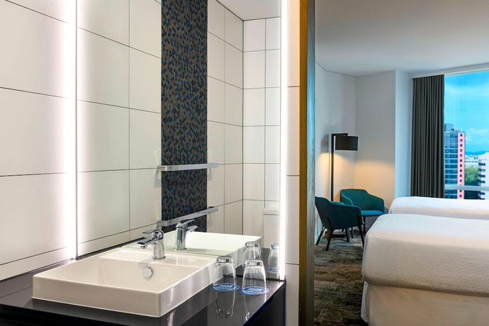 Imagen de la habitación del Hotel Four Points by Sheraton Auckland. Foto 10