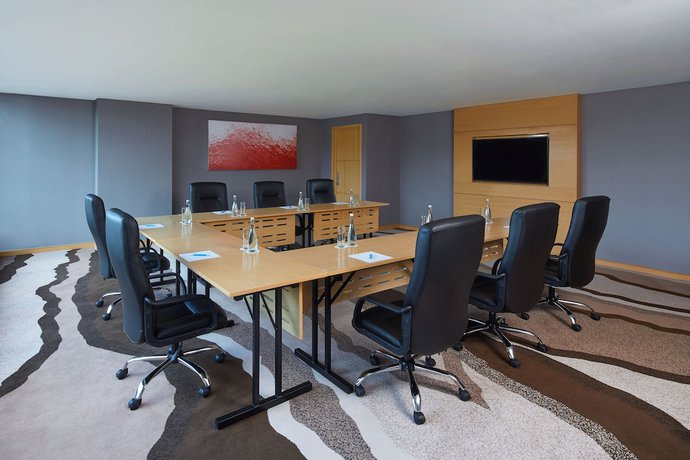 Imagen de los interiores del Hotel Four Points by Sheraton Balikpapan. Foto 9
