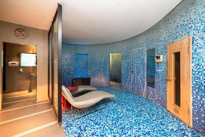 Imagen de los interiores del Hotel Four Points by Sheraton Bangkok Ploenchit Sukhumvit. Foto 15