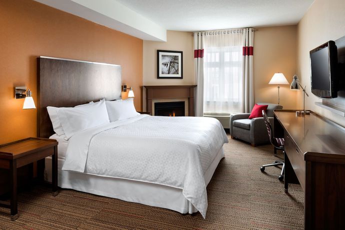 Imagen de la habitación del Hotel Four Points by Sheraton Barrie. Foto 2