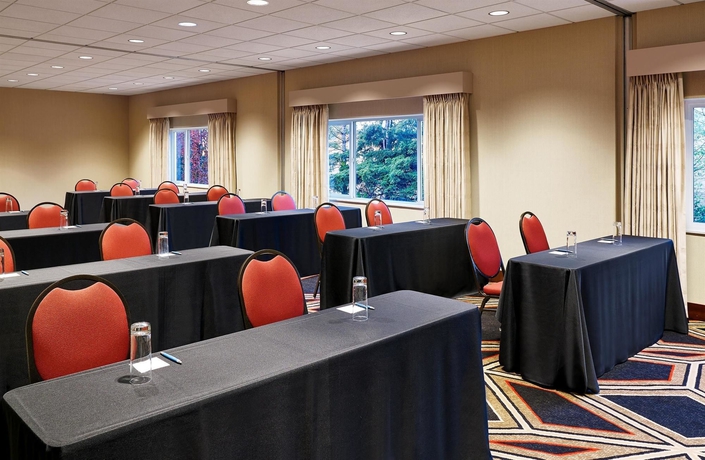 Imagen de los interiores del Hotel Four Points by Sheraton Bellingham Hotel & Conference Center. Foto 10