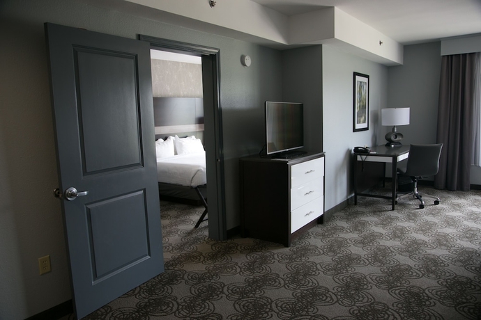 Imagen de la habitación del Hotel Four Points by Sheraton Birmingham Homewood. Foto 10