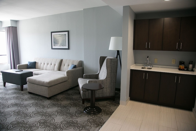 Imagen de la habitación del Hotel Four Points by Sheraton Birmingham Homewood. Foto 12