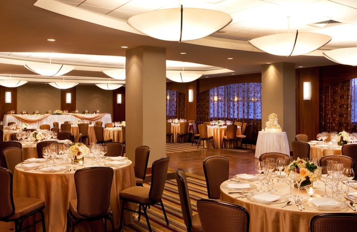 Imagen de los interiores del Hotel Four Points by Sheraton Boston Newton. Foto 13