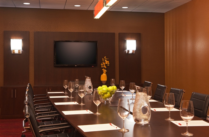 Imagen de los interiores del Hotel Four Points by Sheraton Boston Newton. Foto 14