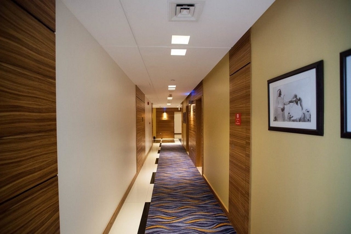 Imagen general del Hotel Four Points by Sheraton Bur Dubai. Foto 4