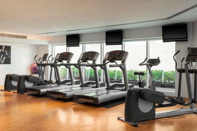 Imagen de los interiores del Hotel Four Points by Sheraton Bur Dubai. Foto 14