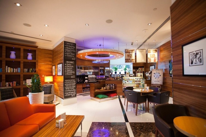 Imagen general del Hotel Four Points by Sheraton Bur Dubai. Foto 6