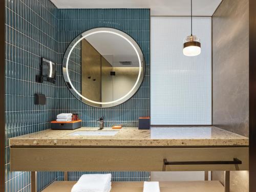 Imagen de la habitación del Hotel Four Points by Sheraton Changzhou Economic Development Zone. Foto 16