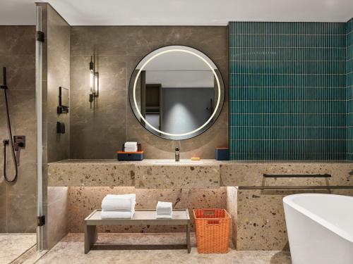 Imagen de la habitación del Hotel Four Points by Sheraton Changzhou Economic Development Zone. Foto 17