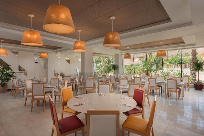 Imagen del bar/restaurante del Hotel Four Points by Sheraton Costa Blanca. Foto 2